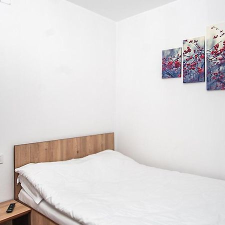 Hotel La Platouri Voluntari ภายนอก รูปภาพ