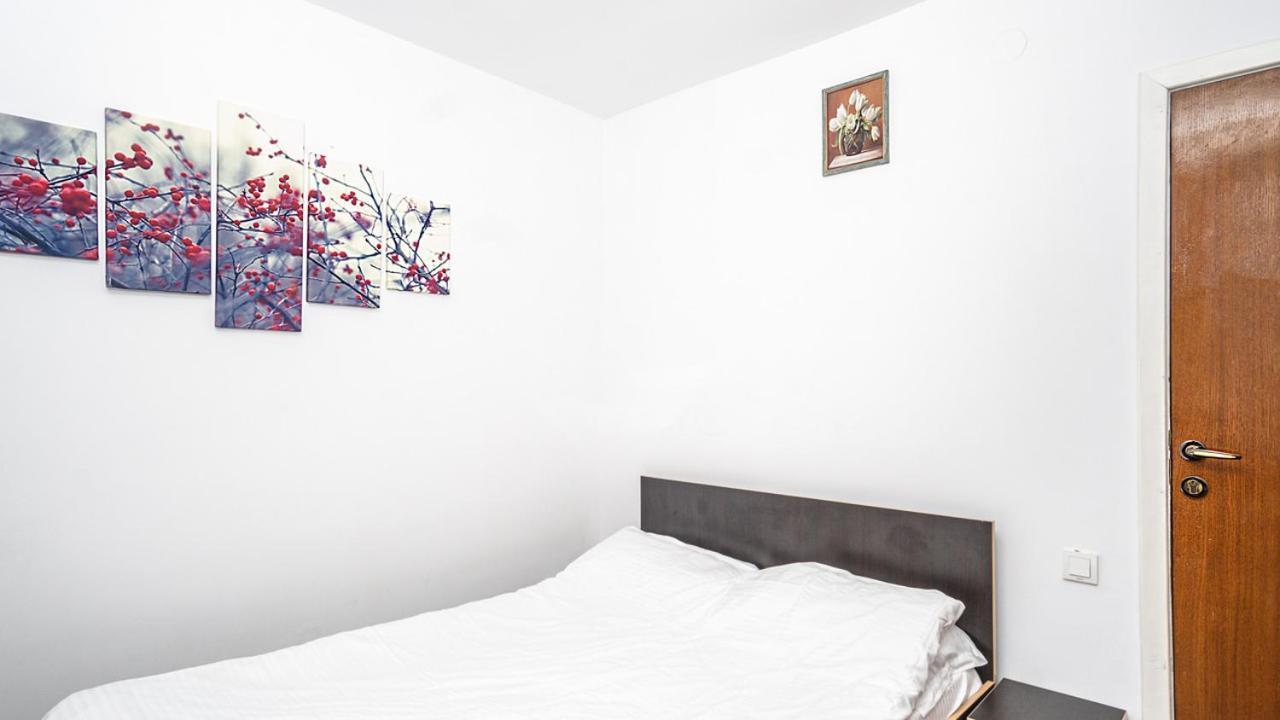 Hotel La Platouri Voluntari ภายนอก รูปภาพ